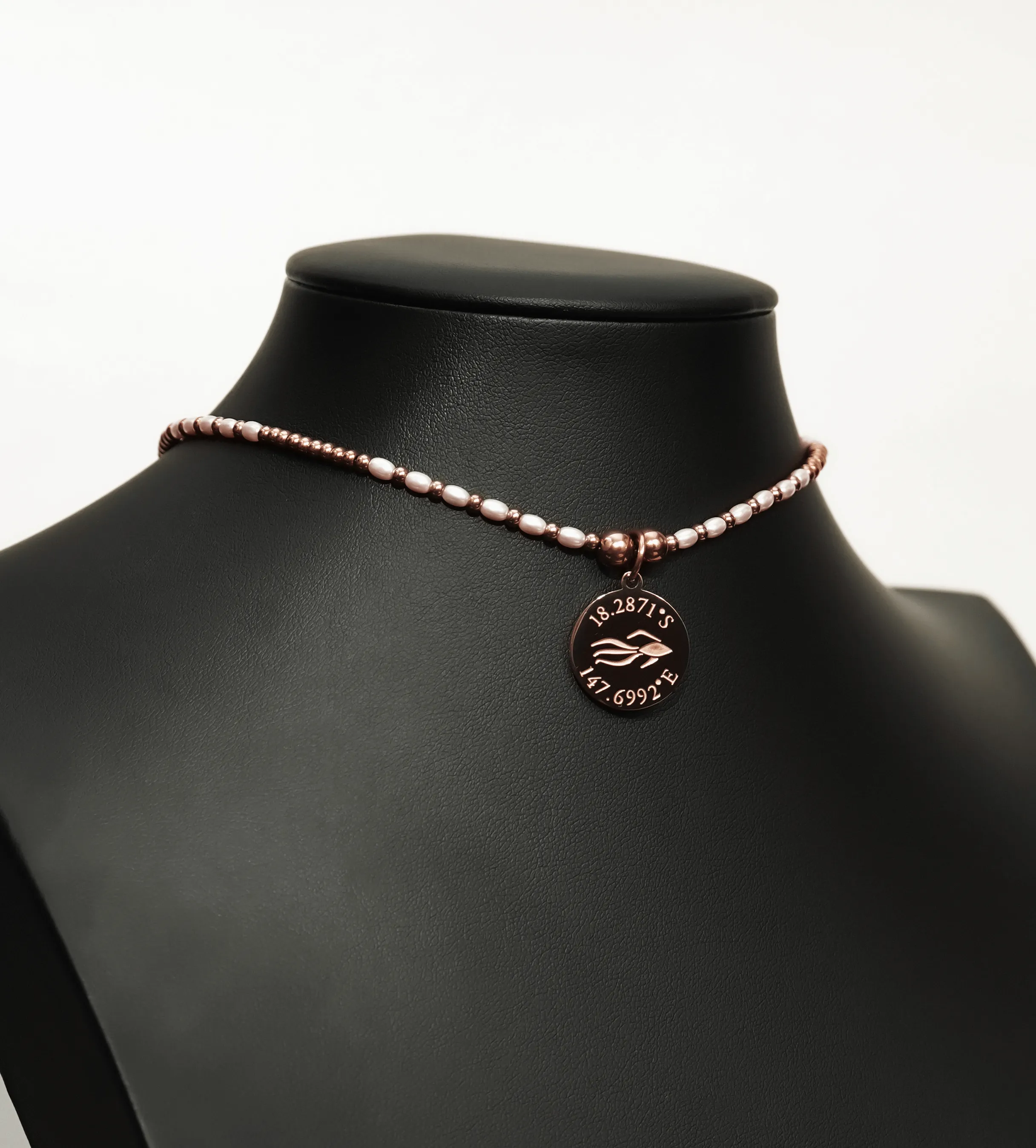 Aphrodite - AR Pearl - Beaded Choker Necklace