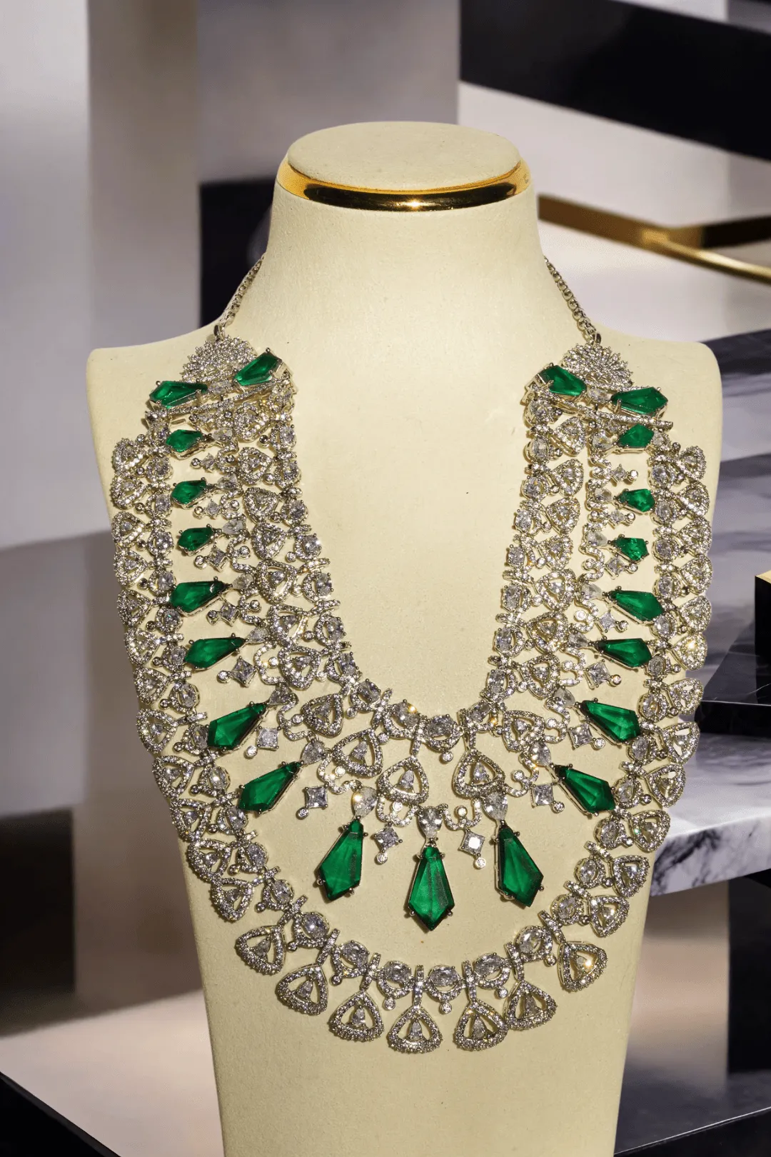 Ashma - Multilayer Rhodium Plated Silver Finish & Emerald Green Bridal Set
