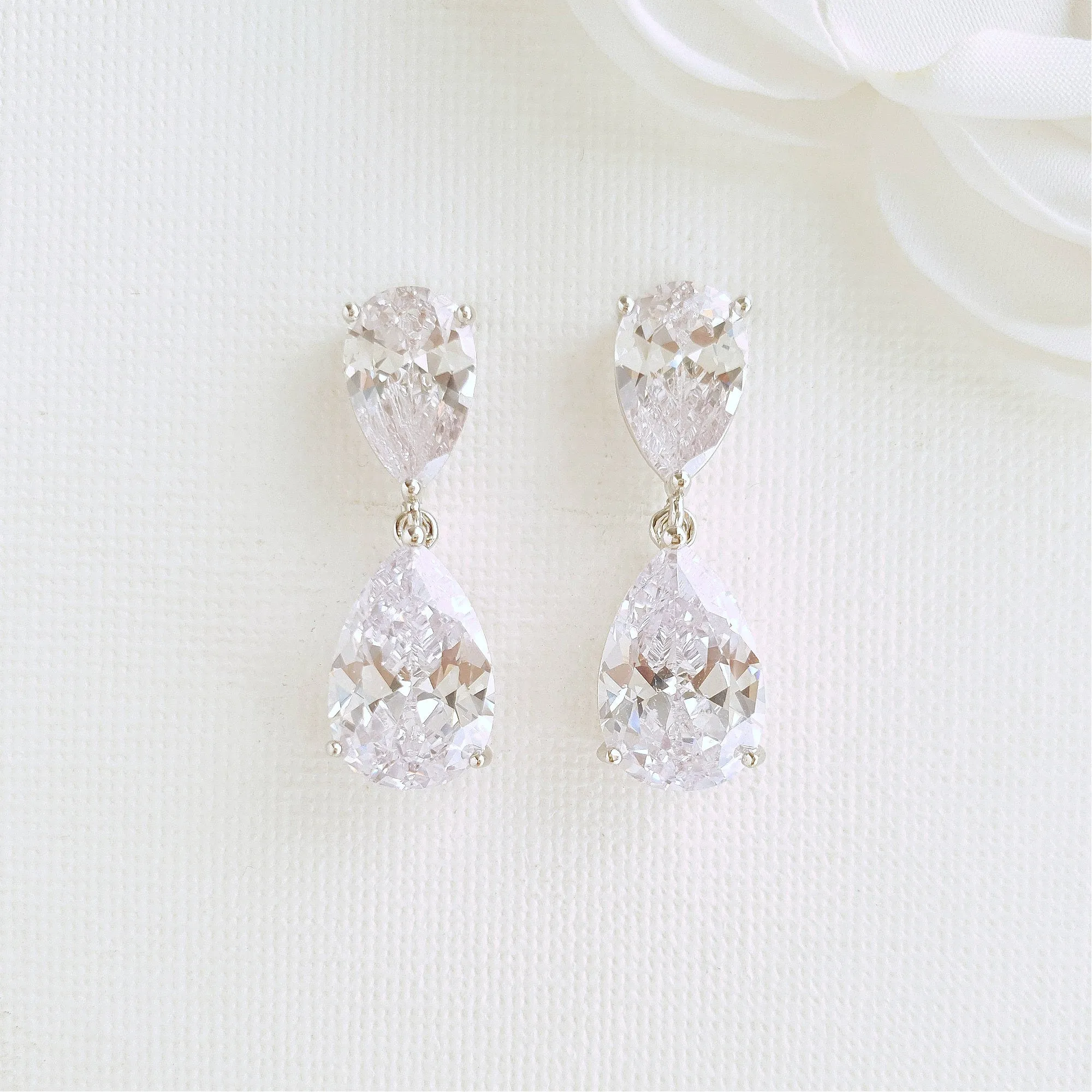 Clear Cubic Zirconia Earrings and Necklace Set in Rose Gold-Clara