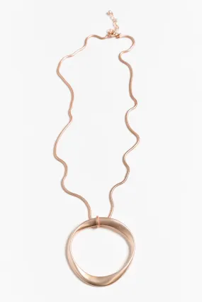 Davika Rose Gold Pendant Necklace
