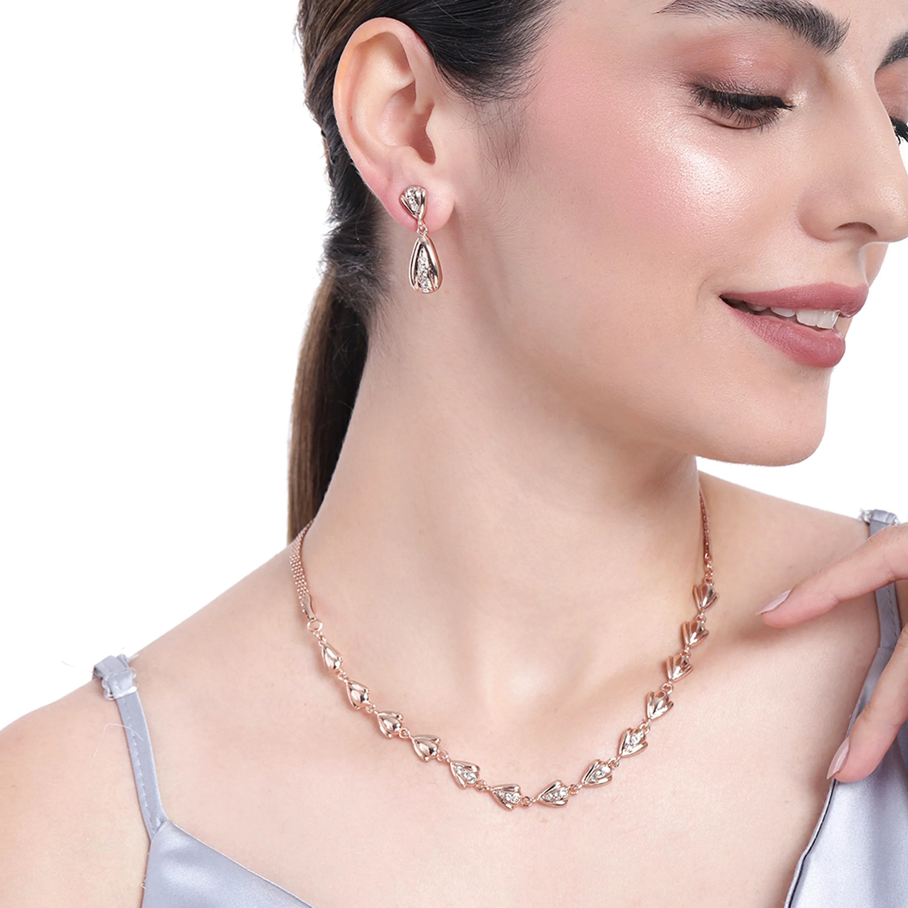 Estele Rosegold Plated Trendy Classic Necklace set with Austrian Crystals for Women