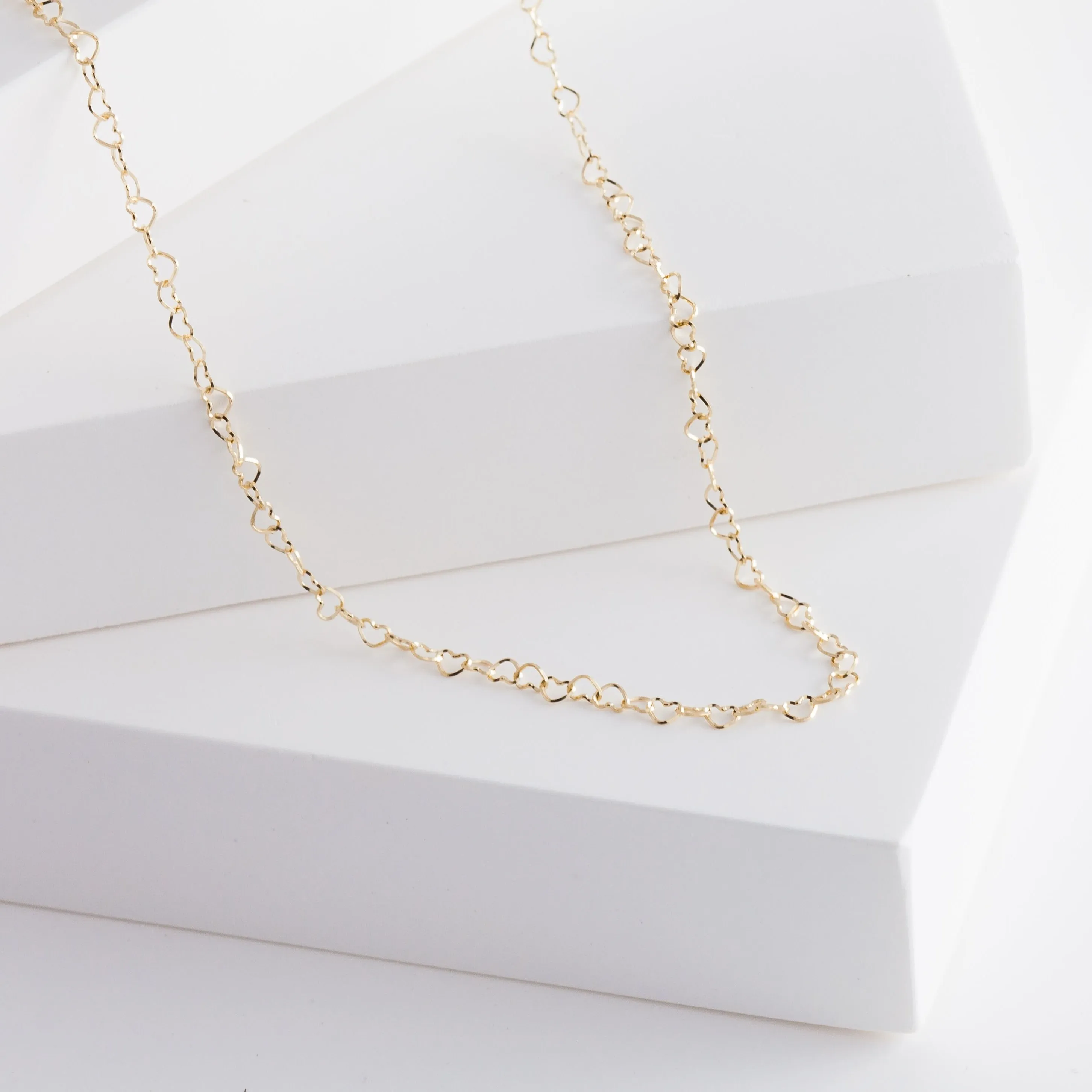 Heart chain necklace (yellow gold)