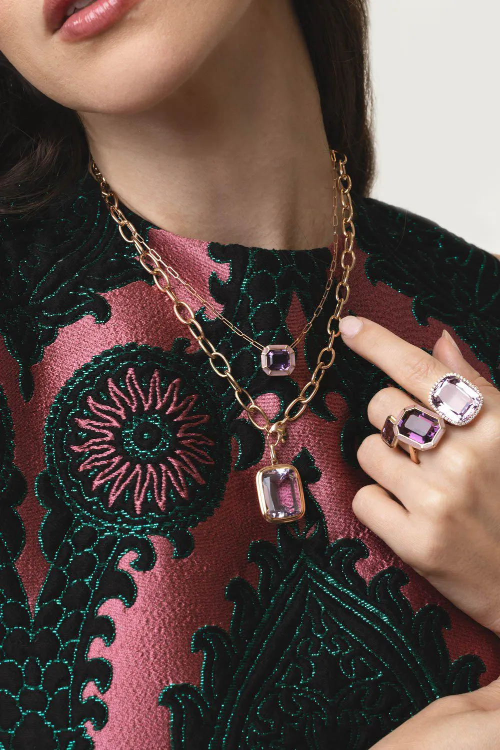 Manhattan Amethyst Pendant Necklace
