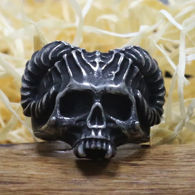 Mens Gothic Demon Satan Skull Ring Black Stainless Steel Goat Horned Devil Skull Finger Rings for Men