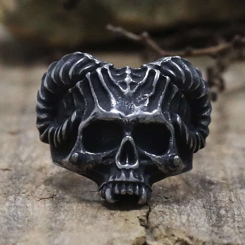 Mens Gothic Demon Satan Skull Ring Black Stainless Steel Goat Horned Devil Skull Finger Rings for Men