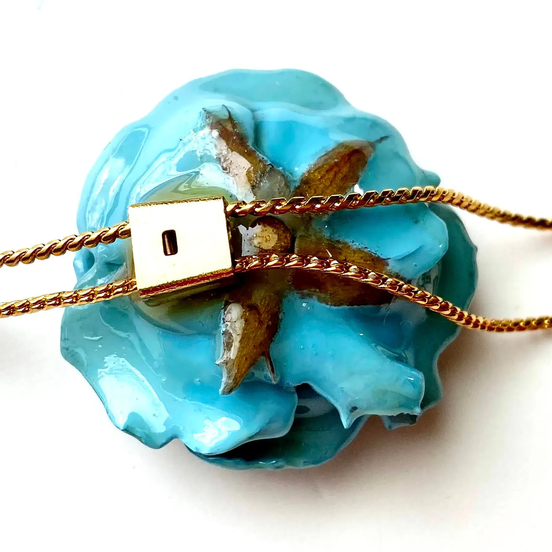 Mini Rose Mini 1.5-2.25 inch Pendant Necklace 18 inch Gold Plated 24K (Baby Blue)