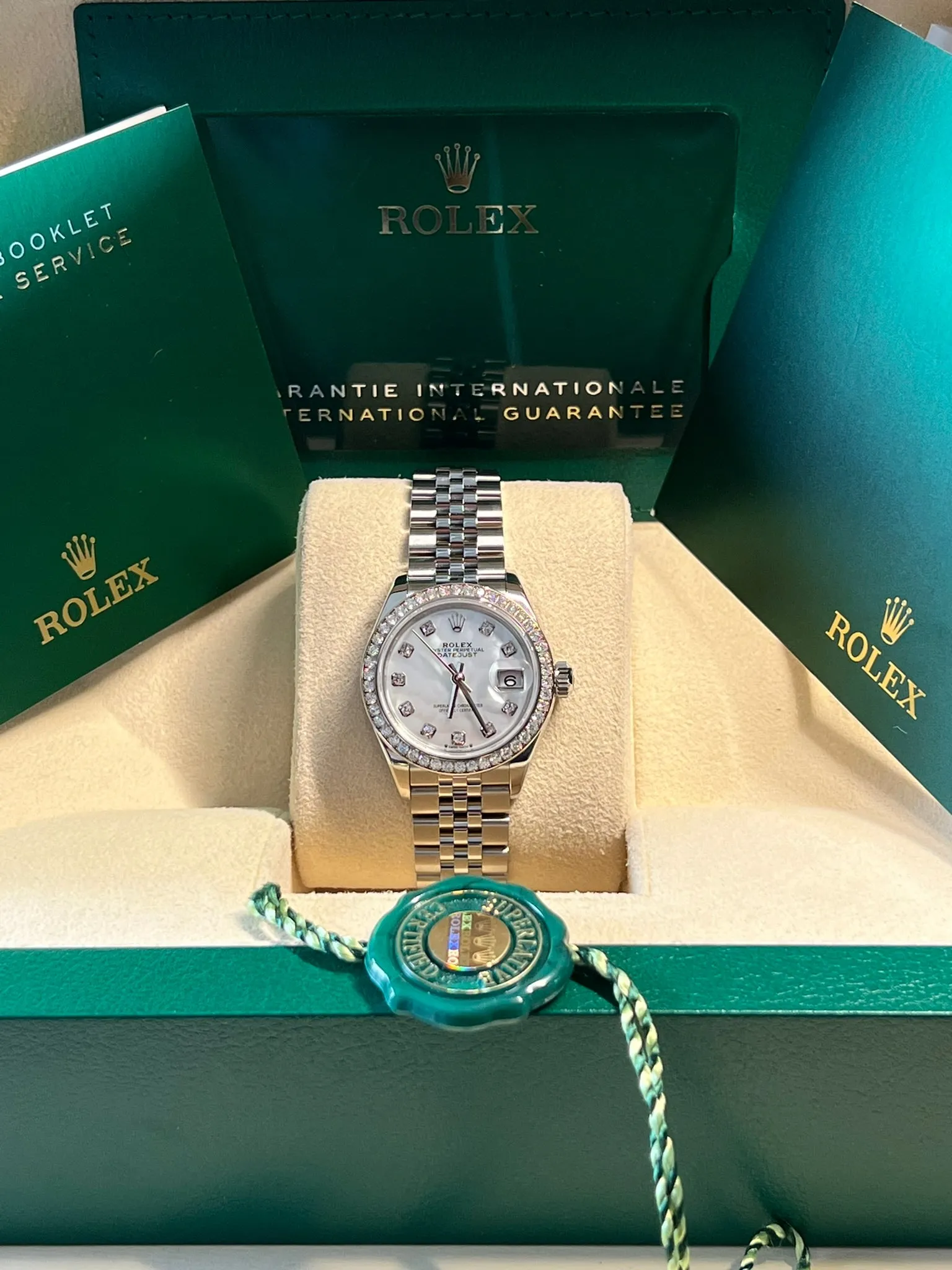 Rolex - Unworn Datejust 28mm Mother of Pearl (MOP) Diamond Dial Jubilee Bracelet Diamond Bezel 279384RBR