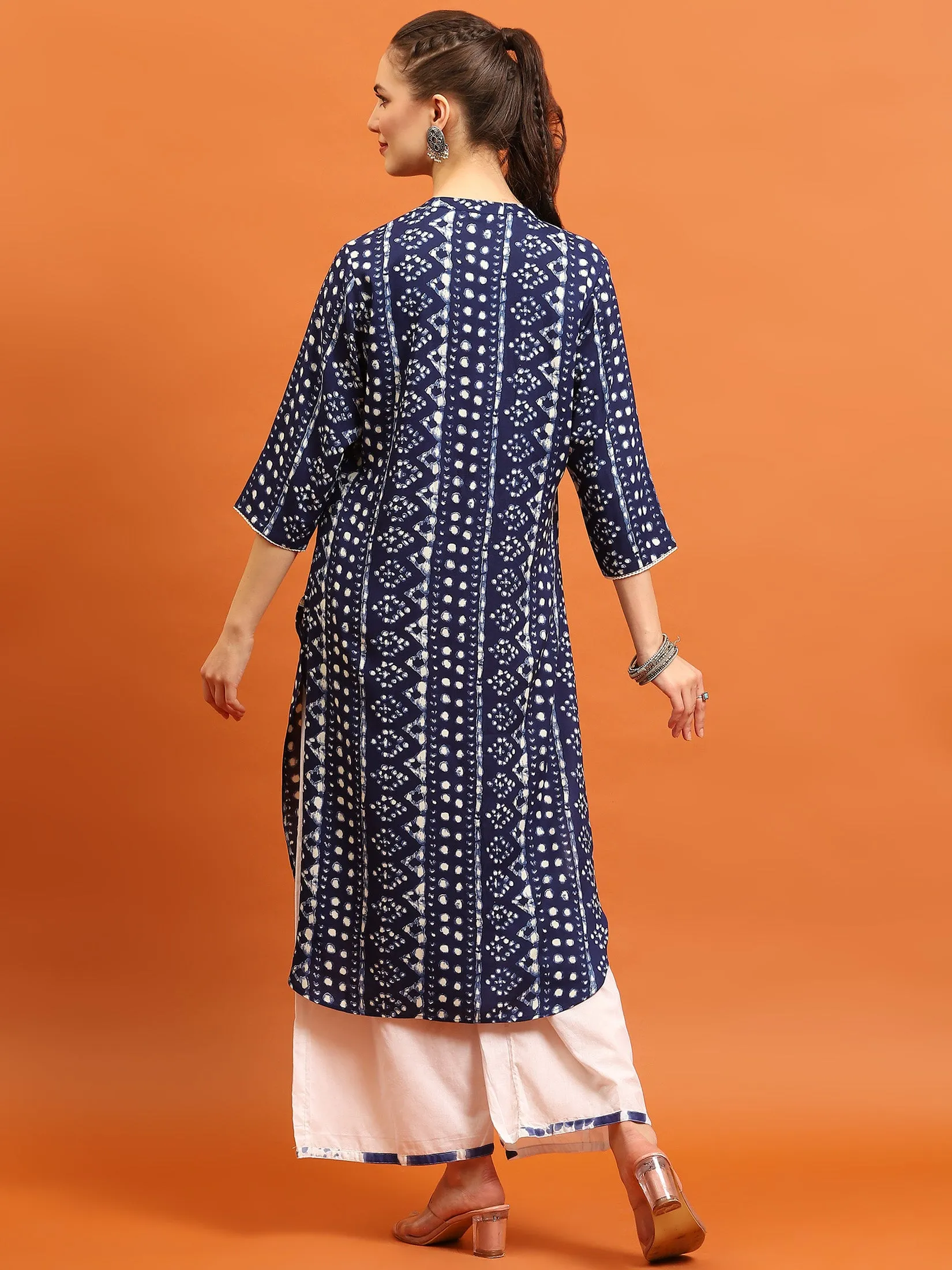Women Navy Blue Geometric Printed Kurta