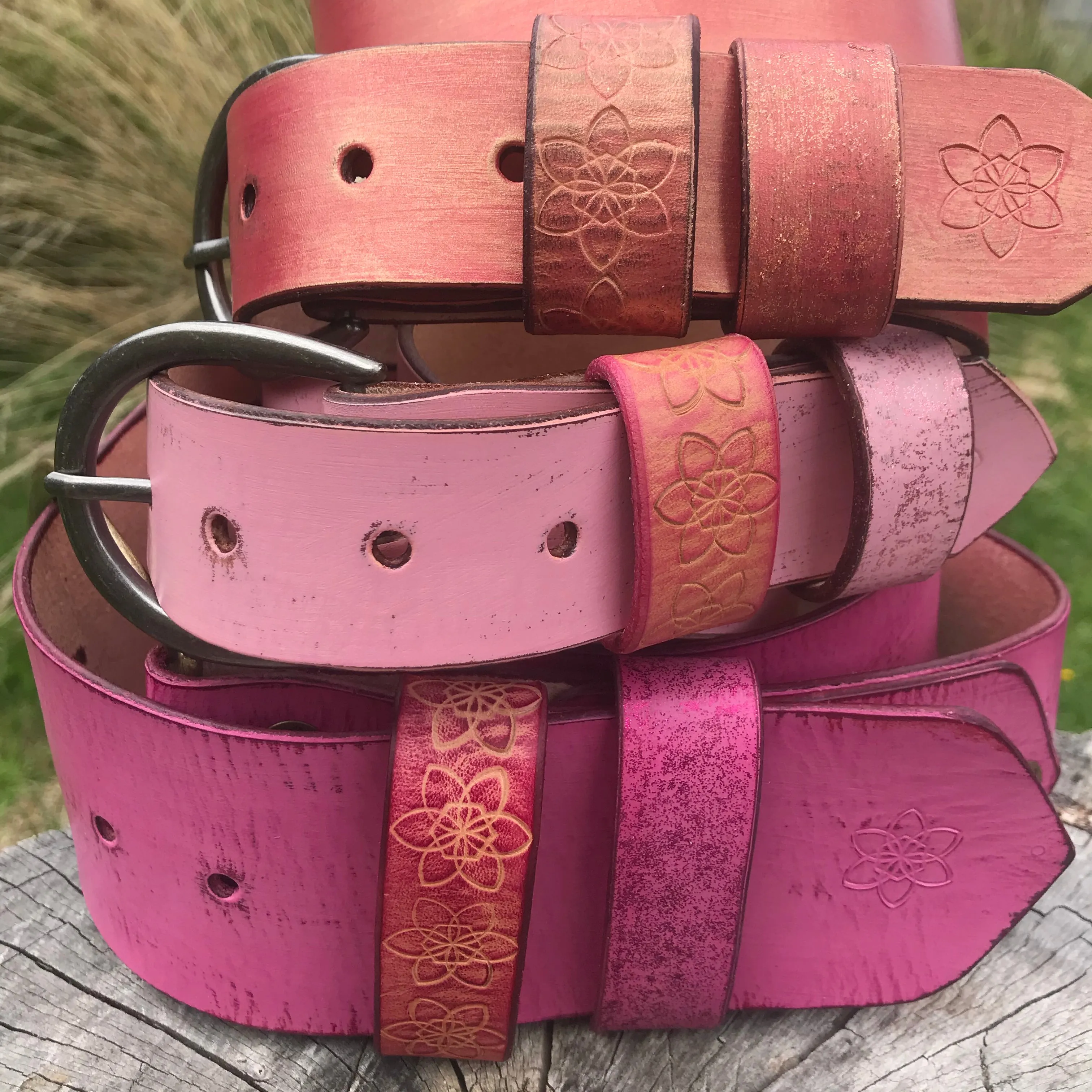 Womens Distressed Leather Musk Pink  'Funki'  Belt